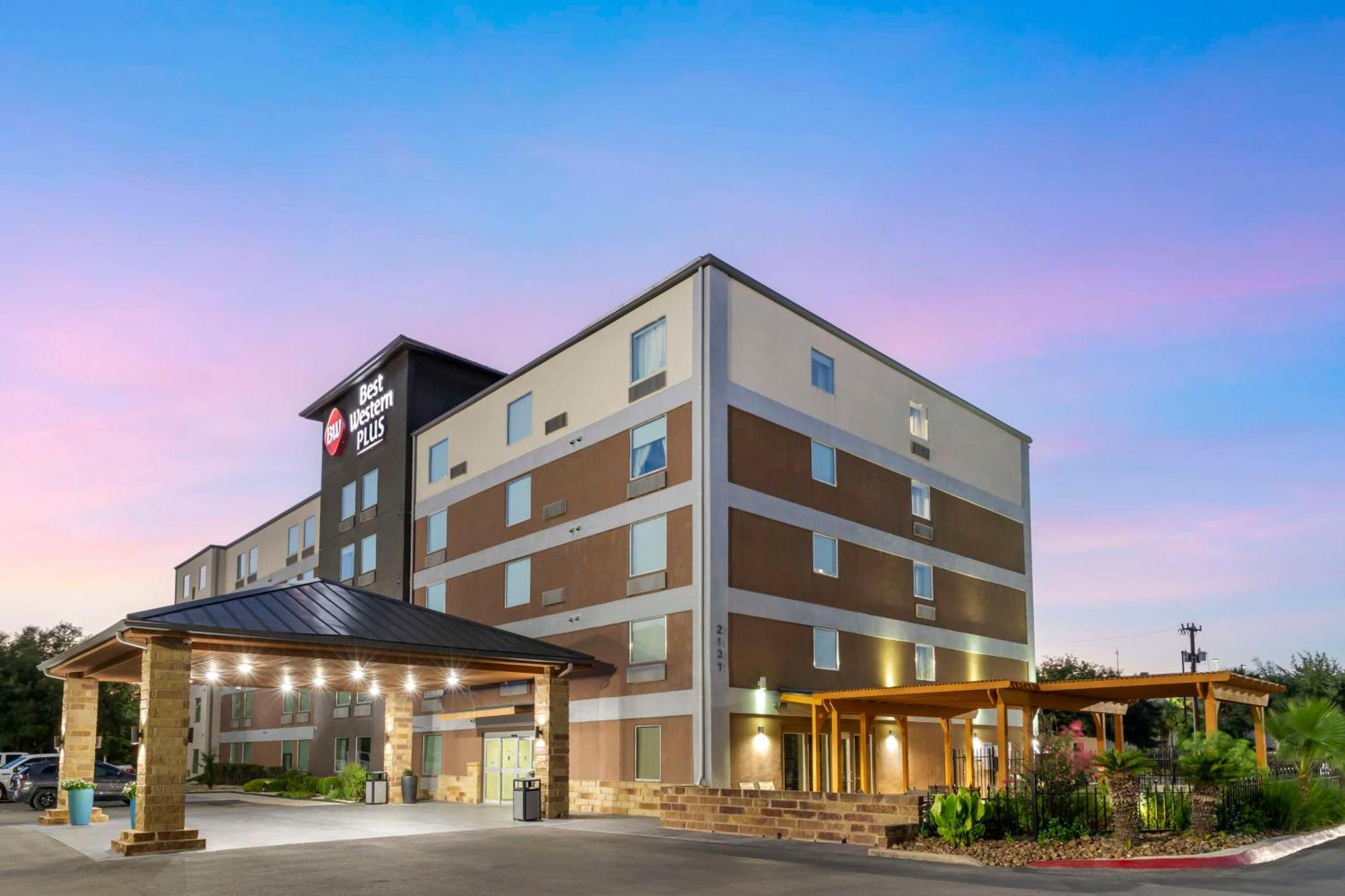 Best Western Plus Downtown North San Antonio Extérieur photo